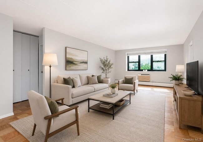 1085 Warburton Ave Unit 114