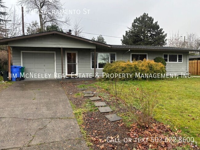 Building Photo - One Level Home in NE Portland's Russell Ne...