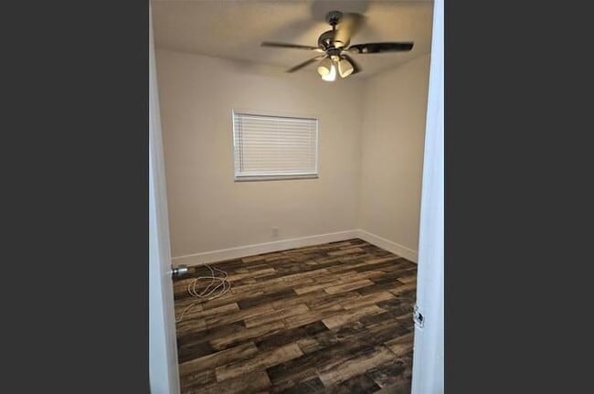 Photo - 730 SW 4th St