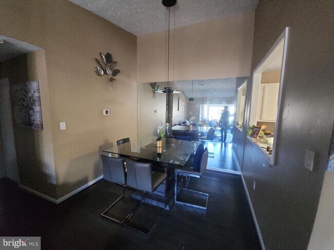 Photo - 936 Windbrooke Dr Apartamento Unidad 13