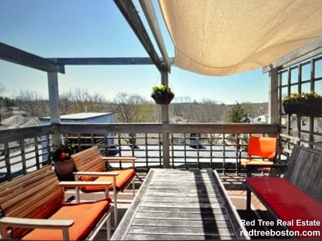 Photo - 336 Washington St Unit 3