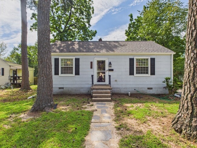 Building Photo - 1409 Landis Dr Rental