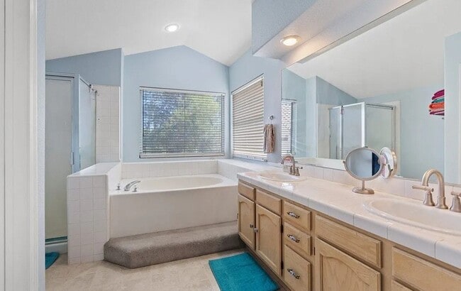 Photo - 2502 Cortina Ave