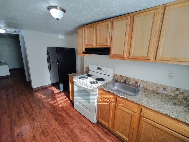 Photo - 2663 S 18th St Unidad Rear