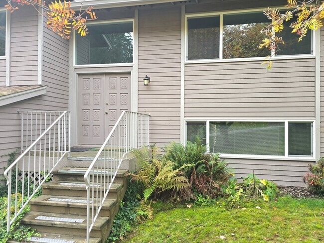 Photo - 4 Bedroom 3 Bath in Lake Forest Park