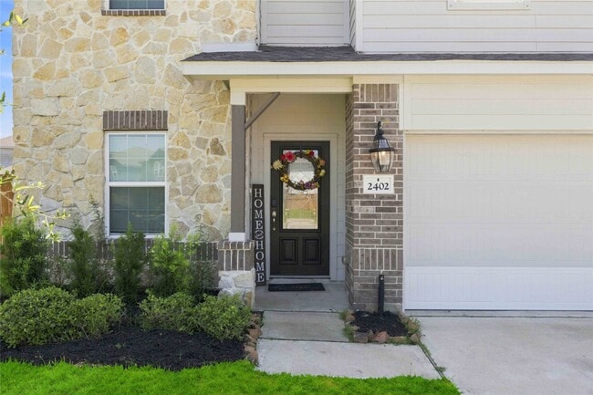 Photo - 2402 Mount Dana Dr