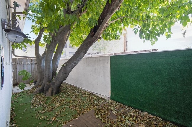 Photo - 3265 Virginia St Unidad 9