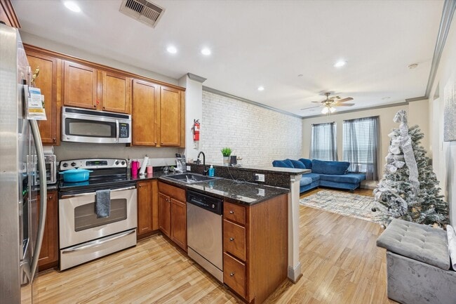 Photo - 3001 Murworth Dr Unit 1304