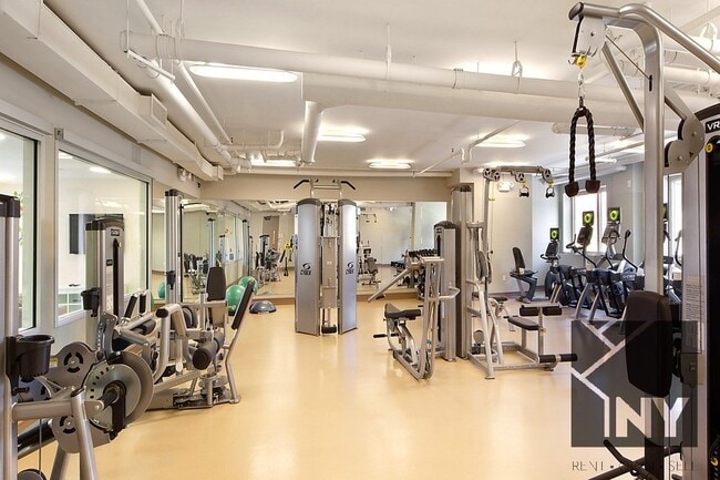 Photo - 8 Barclay St Unit 23U