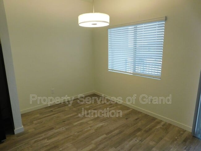 Photo - 662 Brookwillow Dr Unit 7