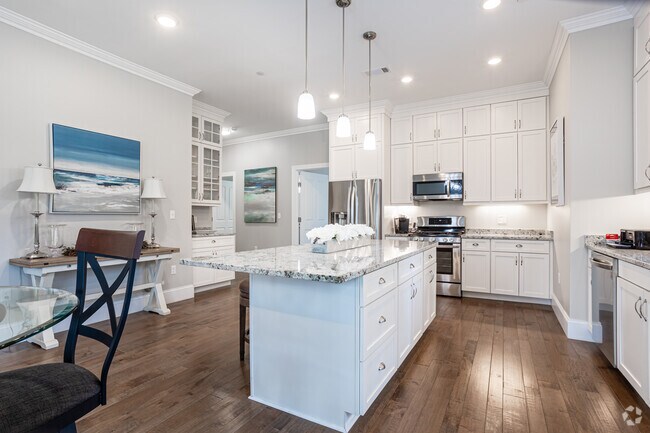 2BR, 2BA - Water Pointe