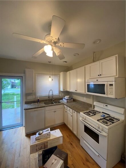 Photo - 86 Bluff Ave