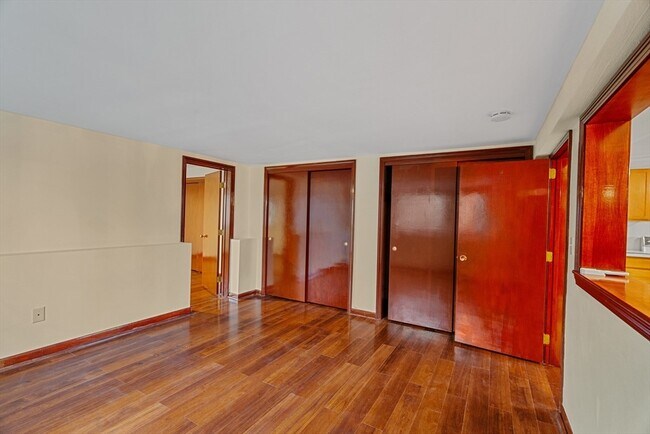 Photo - 25 Carr Rd Unit 2