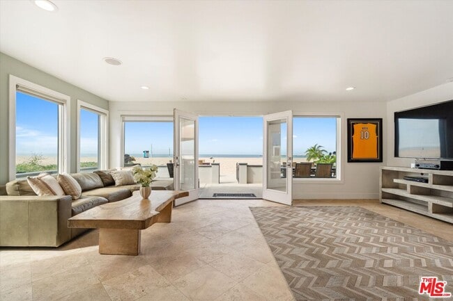 Photo - 6419 Ocean Front Walk