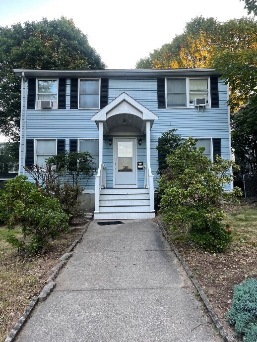Photo - 124 Beech St House