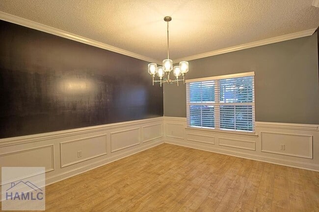 432 Fairview Cir