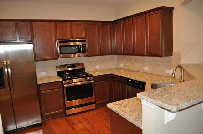 Photo - 4390 Cedar Bridge Walk