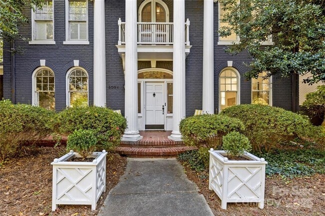 Photo - Myers Park - T.R. Lawing Realty, Inc