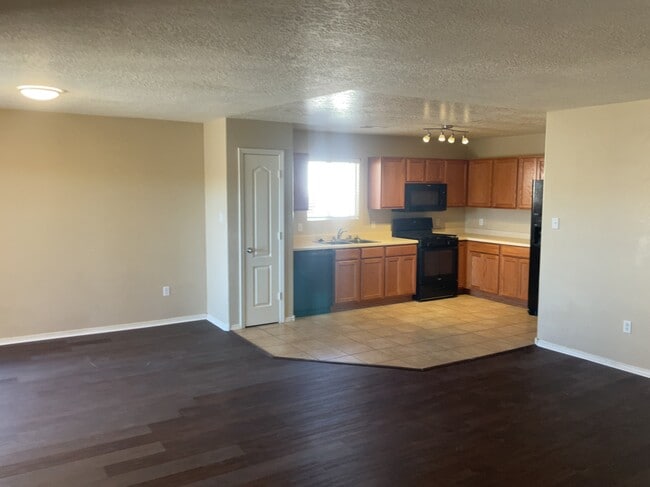 Photo - 3753 Havasu Falls St NE