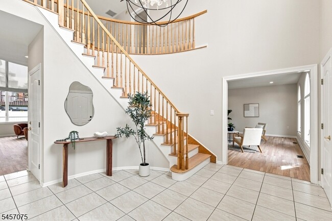 Photo - 907 Colonia Rd