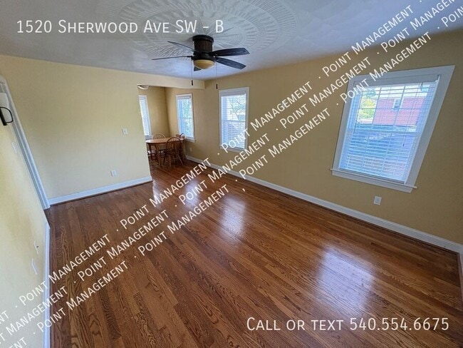 Photo - 1520 Sherwood Ave SW Unit B