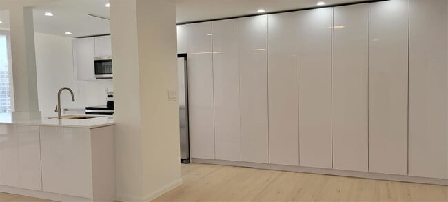 Photo - 19355 Turnberry Way Unit 23F