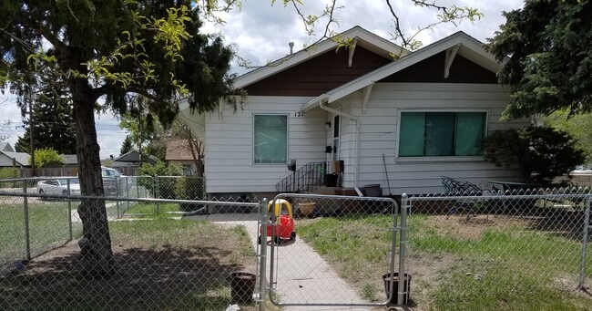 Photo - 121 west 8th Street Unit # Upstairs