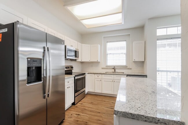 Photo - 3623 Appalachian Trail