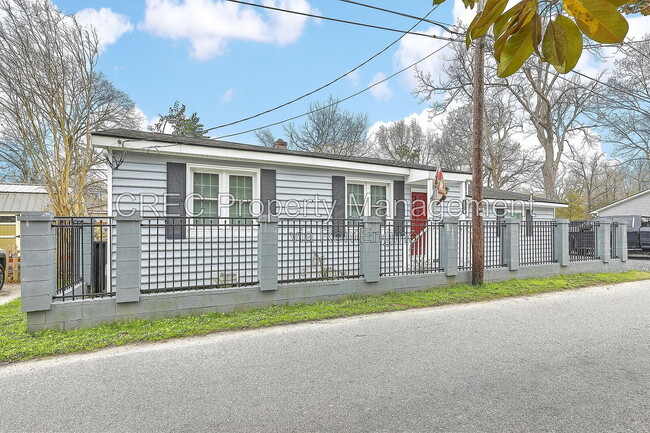 Photo - 1133 Brody Ave