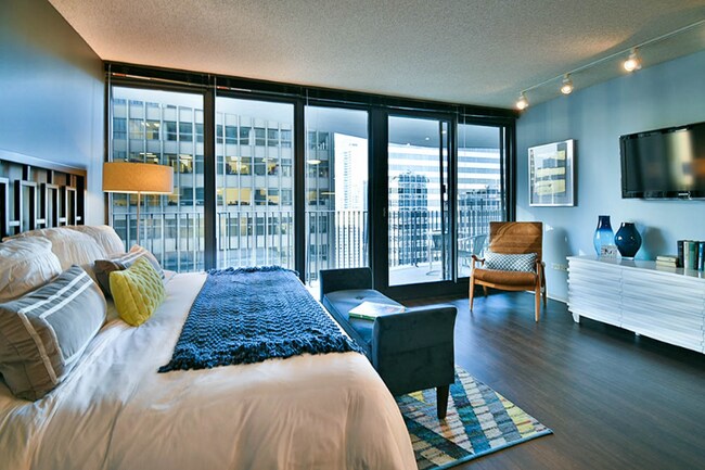 Photo - 230 N Columbus Dr