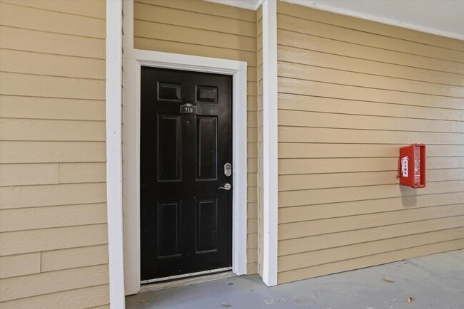 Photo - 2801 Chancellorsville Dr Unit 718