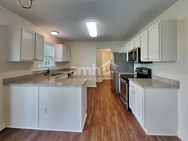 Photo - 466 Indian Lake Dr