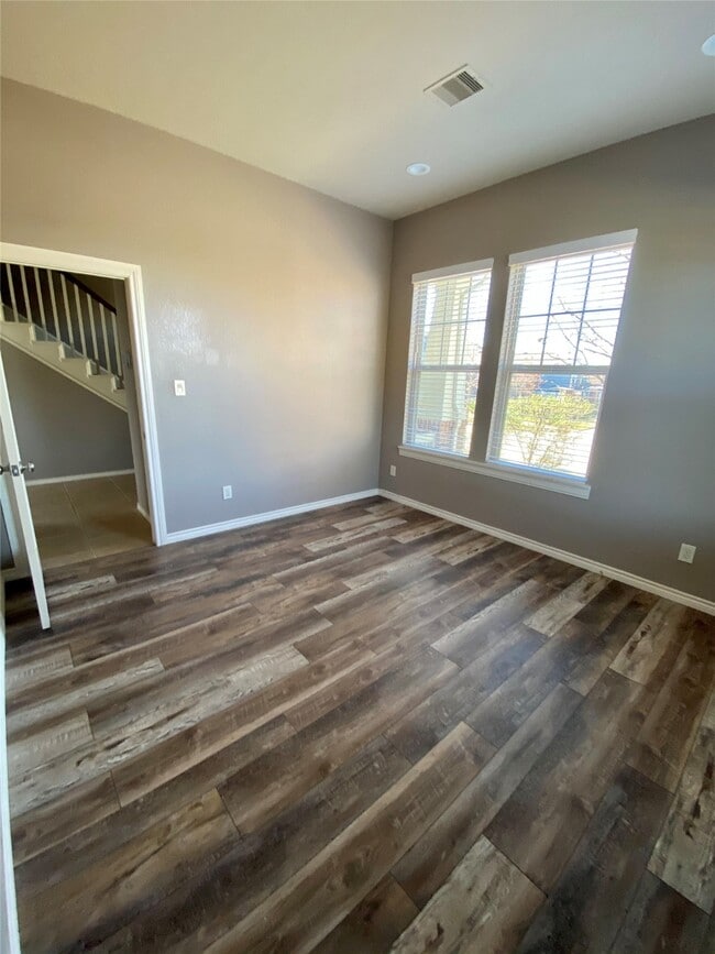 Photo - 16938 Makanda Dr