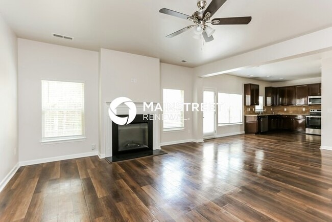 Photo - 5 Bedroom Pet-Friendly Home in STOCKBRIDGE, GA with Main Street Renewal