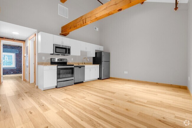 Building Photo - 58 13th St Unit 149 Rental