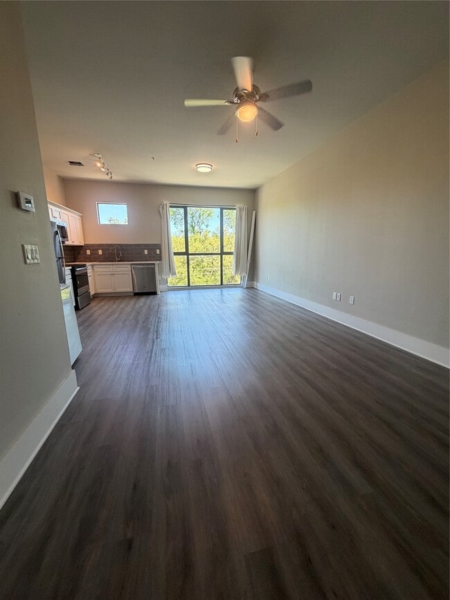 Photo - 2727 Houston Ave Unit 302