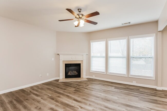 Photo - 3174 Harlstone Dr