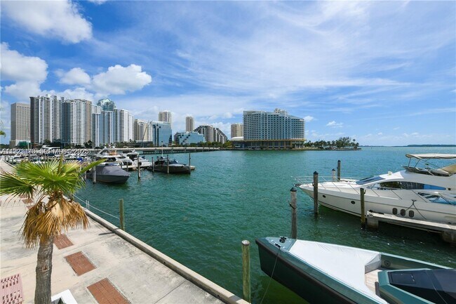 Photo - 999 Brickell Bay Dr Unit 209