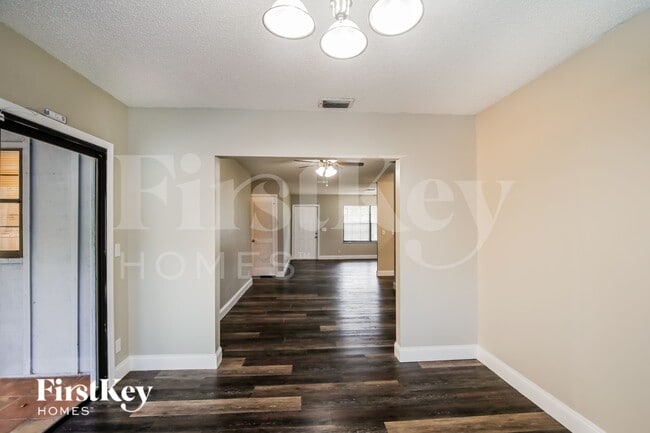 Photo - 4555 Palm Ridge Blvd