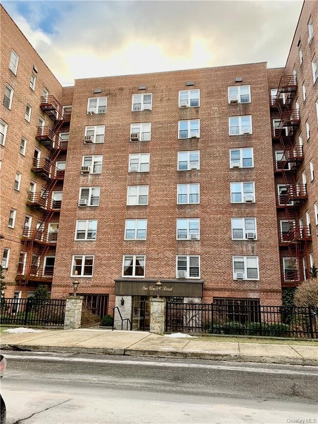 Photo - 1 Vincent Rd Unit 4B