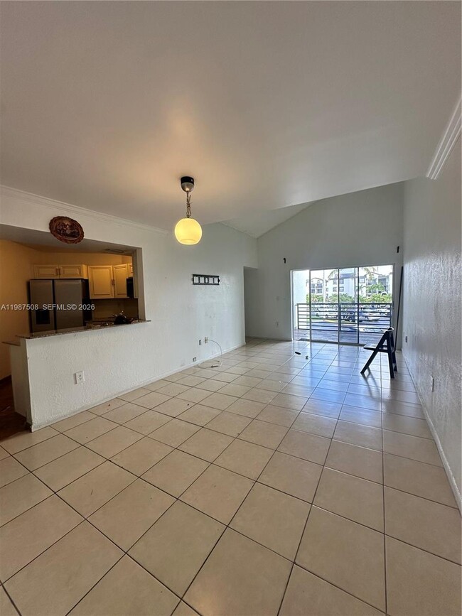 Building Photo - 9701 Fontainebleau Blvd Unit C203