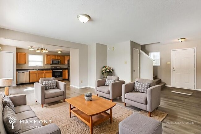 Photo - 824 Olmsted Dr