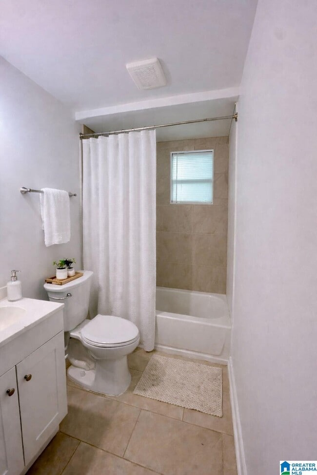 Photo - 1911 19th Ct N Unit 2