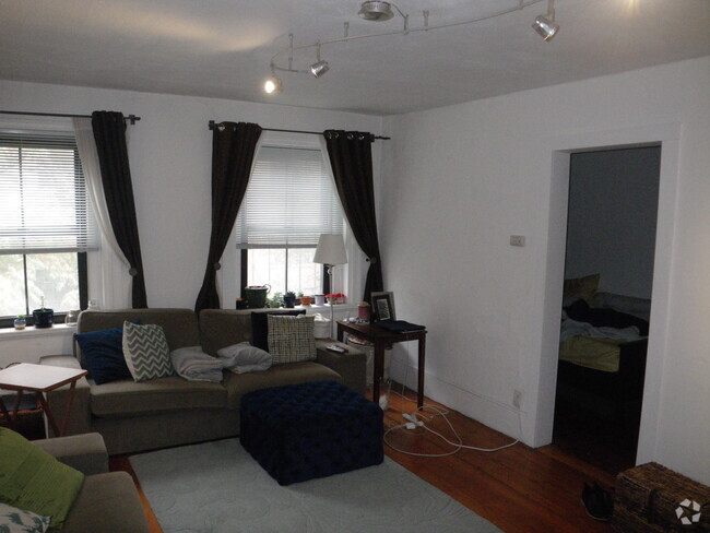 Building Photo - 43 Hancock St Unit 3 rd floor Rental