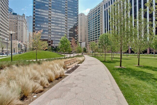 Photo - 1200 Main St