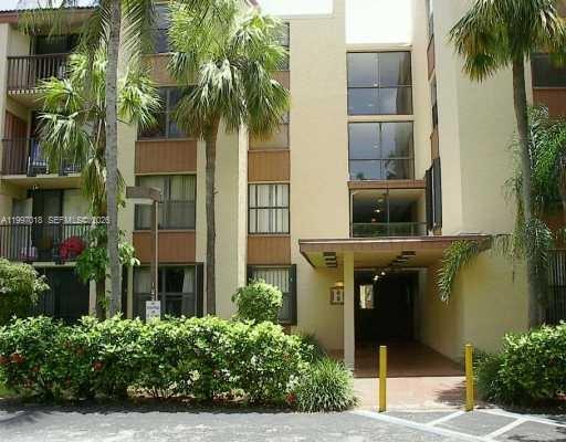 Building Photo - 14301 N Kendall Dr Unit 212B