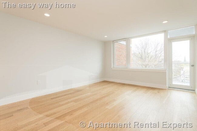Photo - 334 Harvard St Unit #J6