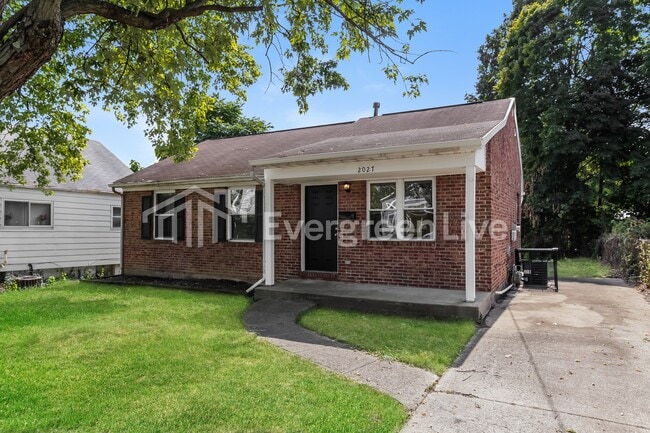 Photo - 2027 Highland Ave