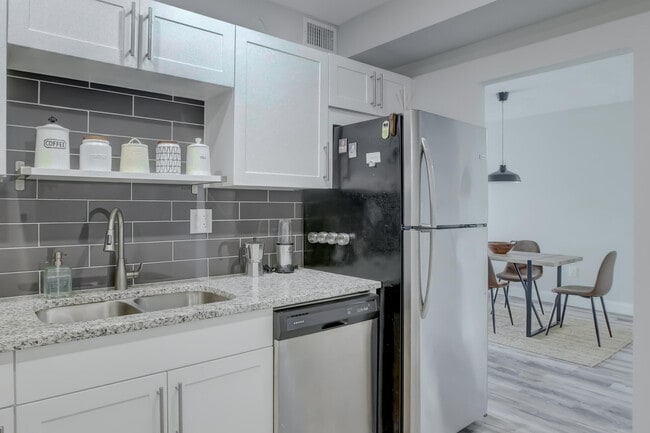 Photo - 500 Bayview Dr Unit 727