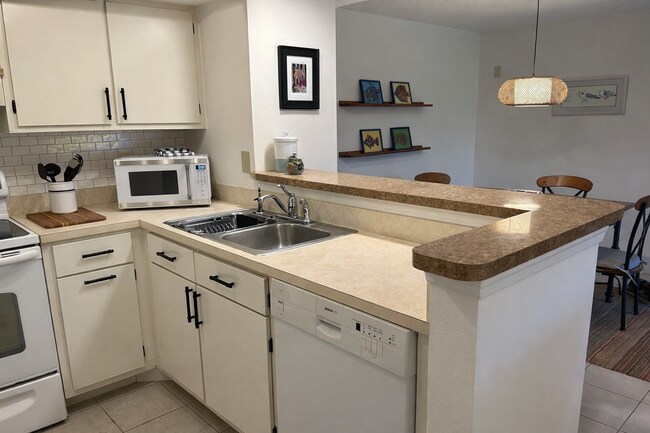 Photo - 19505 Quesada Ave Unit LL206